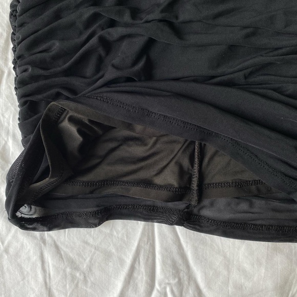 Guess skirt - Picture 2 of 5